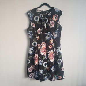 Roz & Ali Fit and Flare Black Floral Dress Size 14